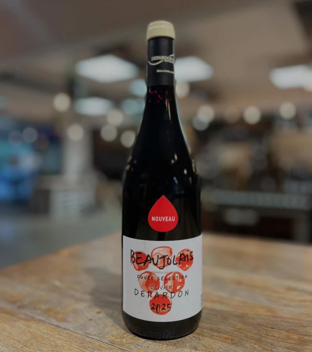 Beaujolais Nouveau 2025
Olivier Depardon 
Domaine familial 🍇 Vieilles vignes de gamay🍷 Net & concentré

#BeaujolaisNouveau #Beaujolais #VinsdeVincent #OlivierDepardon

🗓️ À partir du Jeudi 20 Novembre

L’abus d’alcool est dangereux pour la santé, à consommer avec modération.