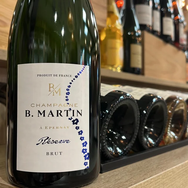 🍾3 Jours de la Champagne - 4, 5 & 6 Décembre🥂 
Profitez de belles promotions🍾 

#Champagne #VinsDeVincent #Noel #Reveillon #Repas 

📍Les Vins de Vincent

L’abus d’alcool est dangereux pour la santé, à consommer avec modération.