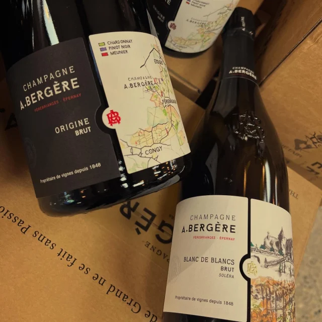 🍾3 Jours de la Champagne - 4, 5 & 6 Décembre🥂 
Ne ratez pas ça ! 👀 

#Champagne #VinsDeVincent #Noel #Reveillon #Repas 
@domaine_abergere 

📍Les Vins de Vincent

L’abus d’alcool est dangereux pour la santé, à consommer avec modération.